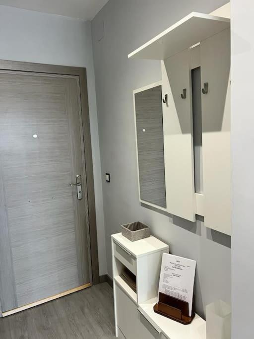 Espectacular Apartamento Junto Al Mar, Con Piscina En Málaga Esterno foto