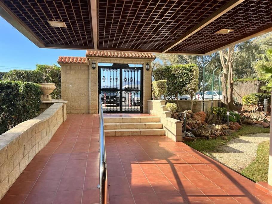 Espectacular Apartamento Junto Al Mar, Con Piscina En Málaga Esterno foto